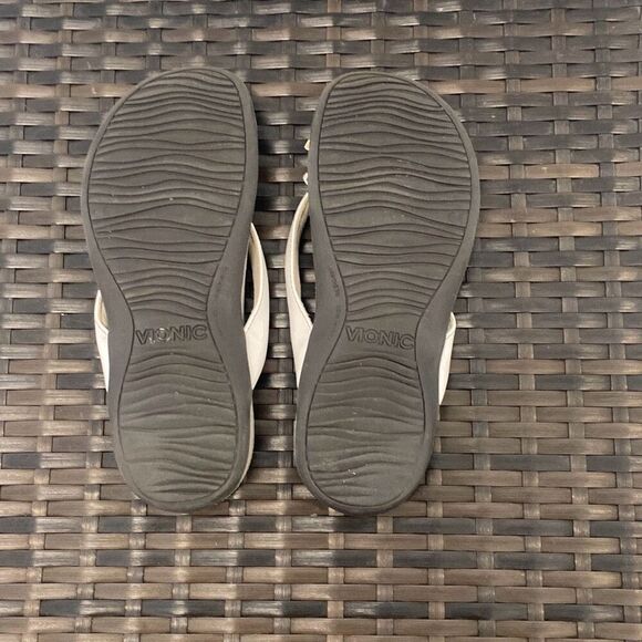 Vionic sandals, women’s size 7 - Picture 5 of 6